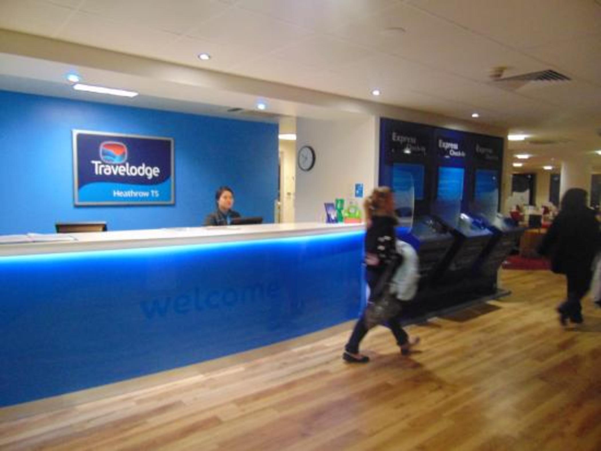 Ibis Budget London Heathrow T5 Slough Extérieur photo